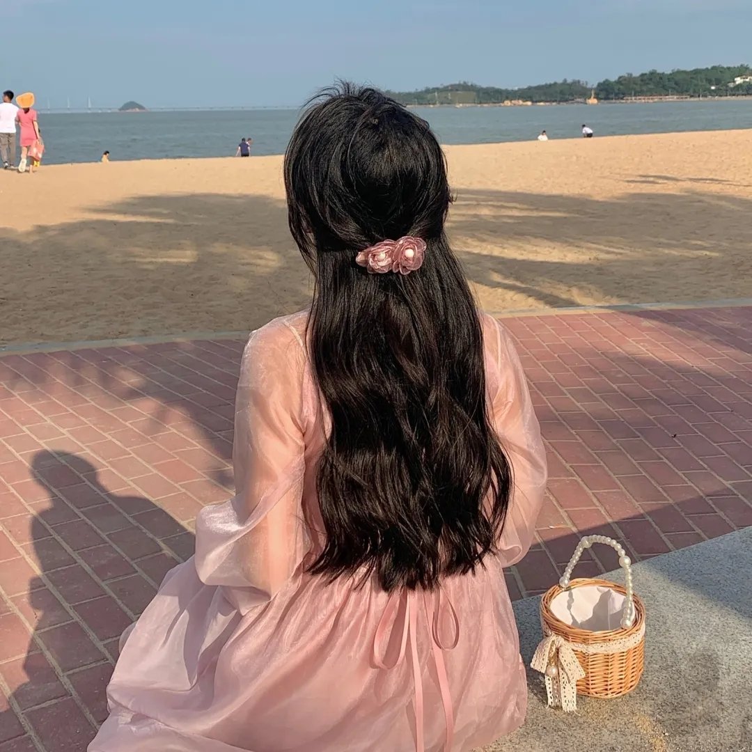 高度机密海报