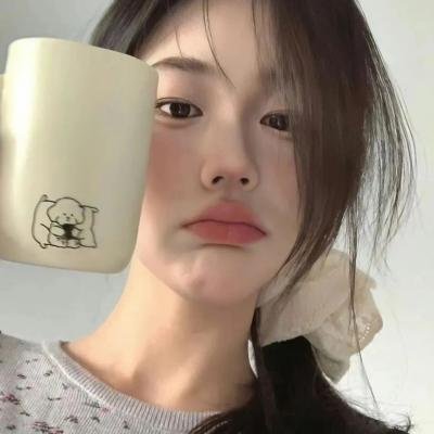 英俊又可爱海报