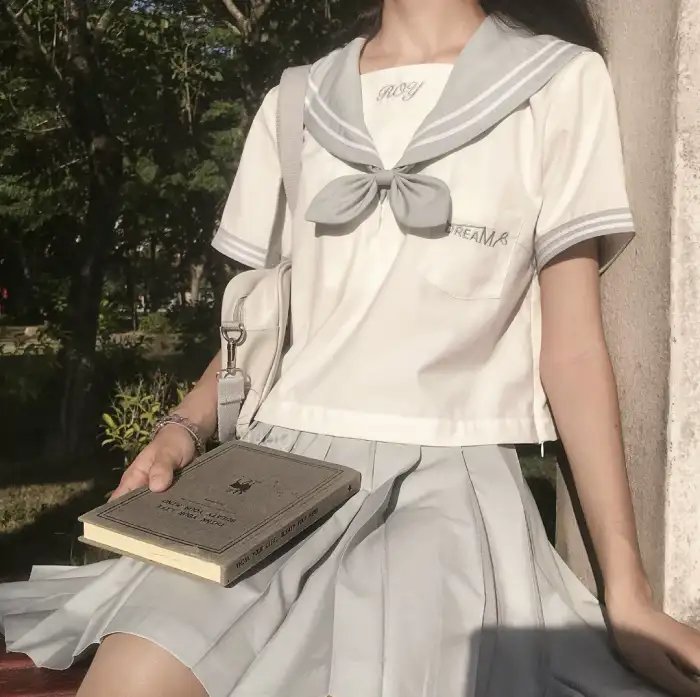 绝妙青春海报